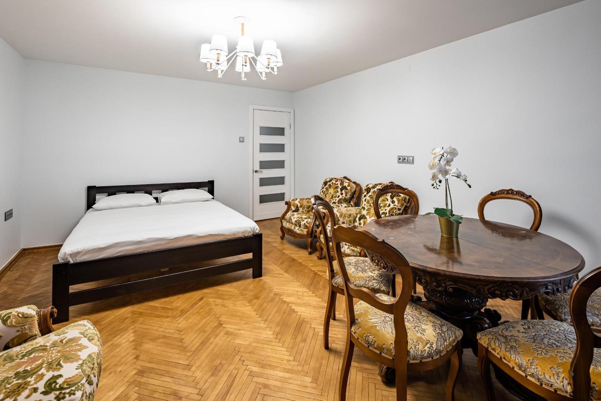 Romari Apartment Вірменська Lviv Eksteriør billede